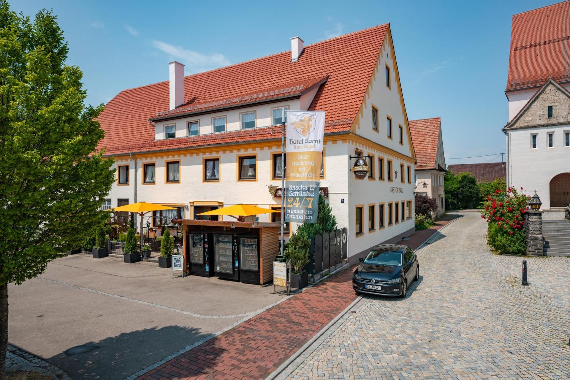 Hotel Garni "Zum Engel" Oberguenzburg Exterior foto