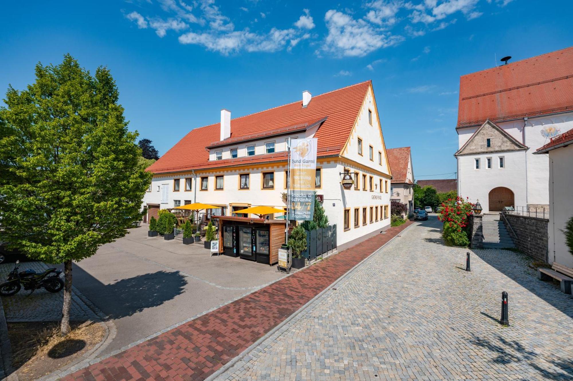 Hotel Garni "Zum Engel" Oberguenzburg Exterior foto